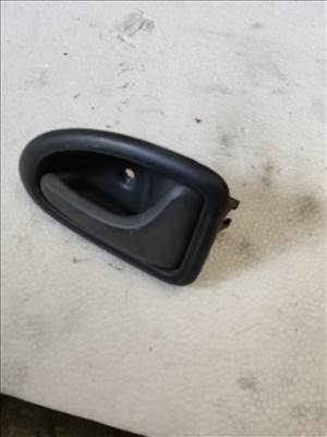 Renault Trafic II Jobb első belső kilincs 8200028995