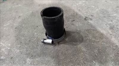 HYUNDAI I30 ix20 KIA Cee'd Ceed Rio 12- Cooler turbócső gumi cső 5646