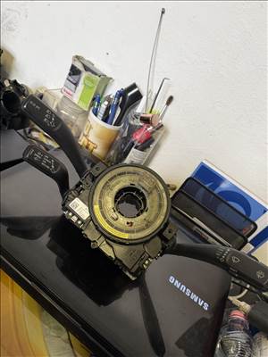 Audi a5 kormánykapcsoló 8k0953502bd