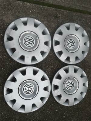 Volkswagen 15-ös gyári dísztárcsa 