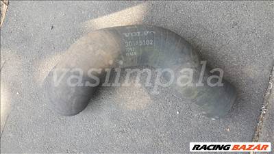 Volvo 30645102 S40 V40 intercoolercső 