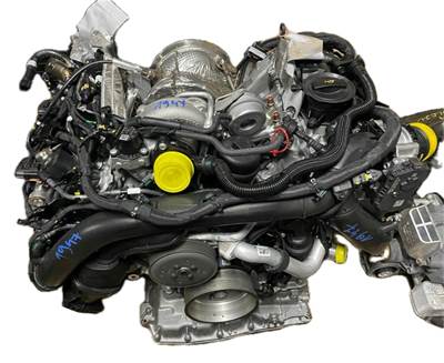 Audi A6 C8 RS6 MH Quattro Komplett motor DYGB