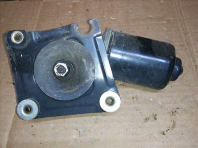 Nissan Almera I Első Ablaktörlő Motor *116772*