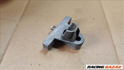 Volvo 9146813 850 S70 V70 stb. jeladó tartó