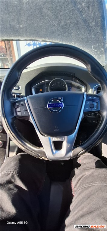 Volvo V60 bontott alkatrészei 4. kép