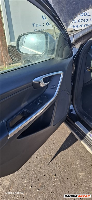 Volvo V60 bontott alkatrészei 8. kép