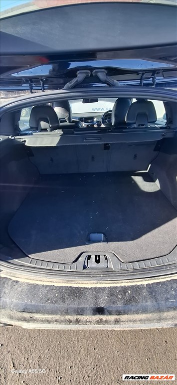 Volvo V60 bontott alkatrészei 19. kép