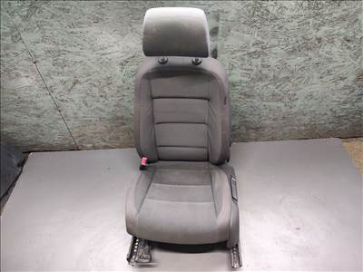 Volkswagen Golf V bal első ülés 