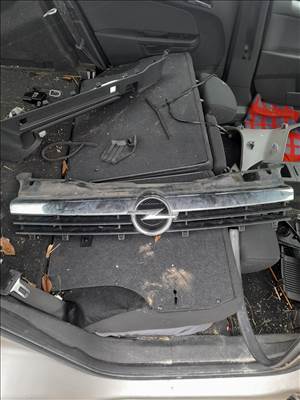 Opel astra h díszrács 
