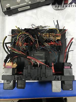 Audi A3 (8P) - komfortmodul 8p0907279f