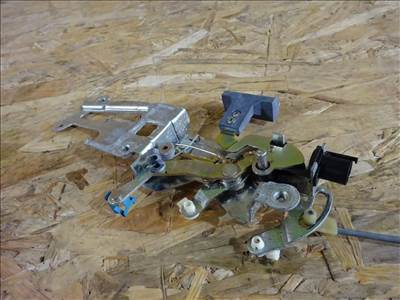 Renault MASTER Opel MOVANO 01- Tolóajtó zárszerkezet zár ajtózár 0446