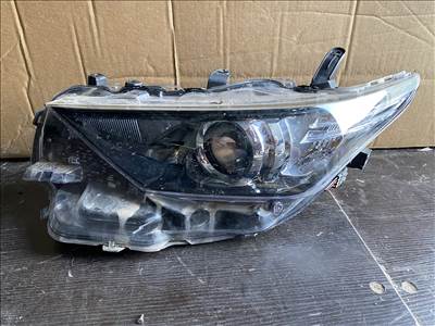 Toyota Auris (E180) első lámpa