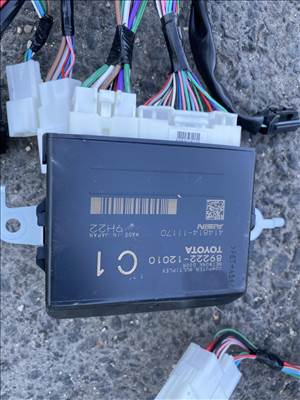 Toyota Corolla (E210) csomagtérajtónyitó modul