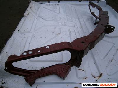 Fiat Linea homlokfal, zárhíd