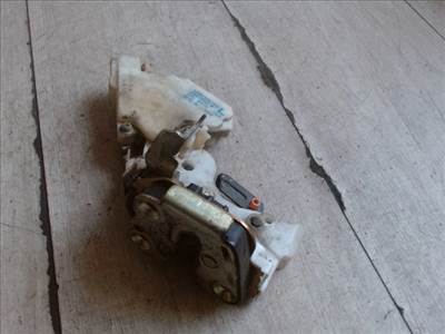 NISSAN ALMERA 03- Bal hátsó ajtó zárszerkezet központi záras