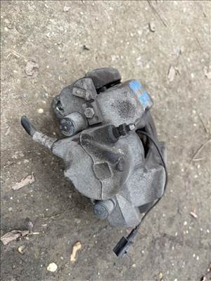 Alfa Romeo 159 Bal első féknyereg 