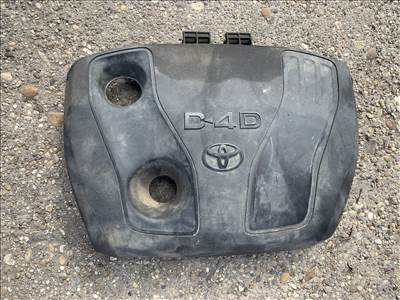 Toyota Auris (E180) motorburkolat.