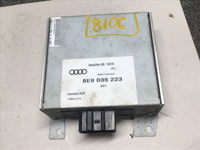 Audi A4 (B6/B7) erősitő 8e9035223