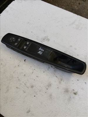 Renault Mégane III Bal első ablakemelő kapcsoló 