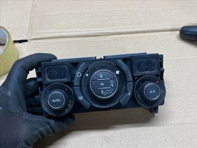 Peugeot 308 I fűtéskapcsoló  96718462xt