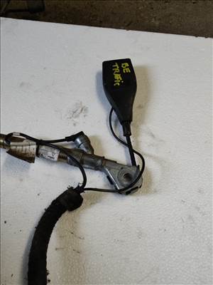 Renault Trafic II Bal első övfeszítő 