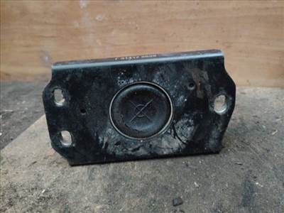 Opel Vivaro A Motor Tartó Bak (Fém) *143736* r314178629