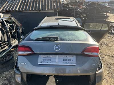 Opel Astra K csomagtérajtó 