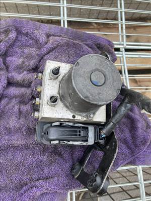 Renault Clio IV dCi 90 energy ABS kocka  2265106516