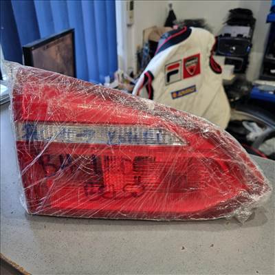 Ford Focus Mk3 Bal hátsó lámpa belső Ledes