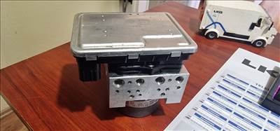 Audi Q2 ABS ABS kocka  5q0614517es