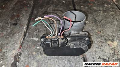 Nissan Navara (D40) fojtószelep  16119ec00a