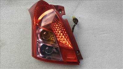Suzuki Swift IV Bal hátsó lámpa 