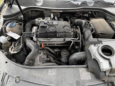 Skoda Octavia Superb II Seat León VW 1.9pdtdi 105le motor BLS-kódu 