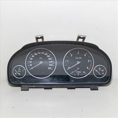 BMW X3 F25 óracsoport