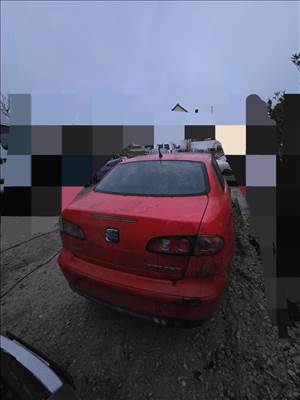 Seat Cordoba II bontott alkatrészei