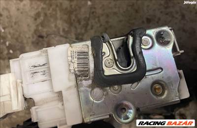 Mercedes w169 bal első ajtózár 169 720 25 35