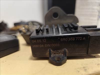 Volkswagen Amarok Ülés fűtés vezérlő  6r0959772a