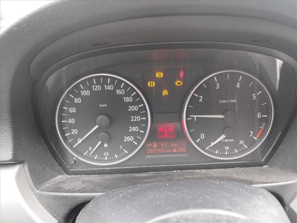 Eladó BMW 320i touring (1995 cm³, 150 PS) (E90, E91, E92, E93) 6. kép