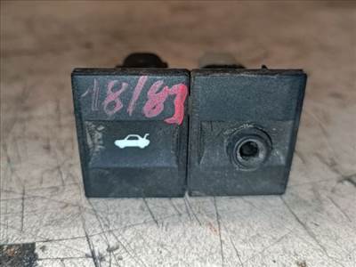 Ford Mondeo Mk3 Csomagtérajtó Kapcsoló *143817*