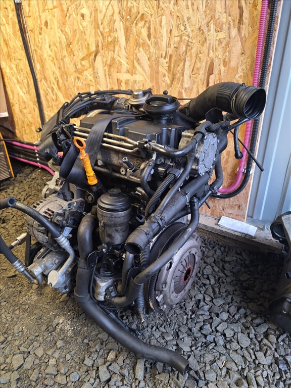 Skoda Roomster motor  3. kép