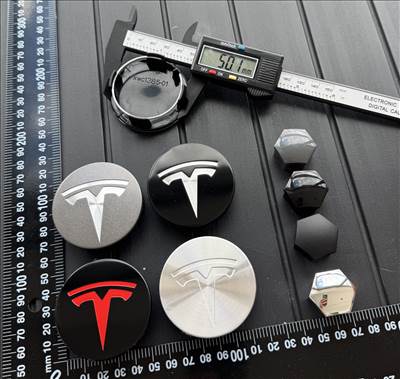  Új Tesla 56mm 57mm FELNI ALUFELNI KUPAK KÖZÉP FELNIKÖZÉP FELNIKUPAK EMBLÉMA JEL 600587900A