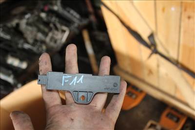 BMW X sorozat E83 kulcs nélküli indítás jeladó 9220832