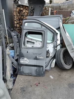 Renault Trafic II Jobb csomagtérajtó 