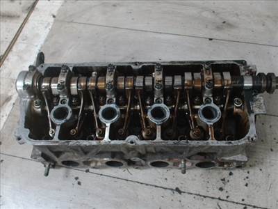 SUZUKI Baleno 1998.09.01-2002.12.31 Hengerfej. benzines