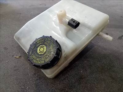 Renault Master Opel MOVANO 10- Fék fékolaj tartály csatlakozó 9373