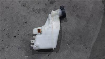 HYUNDAI I30 KIA Cee’d Ceed 12- Fékolajtartály kupak csatlakozó 0401