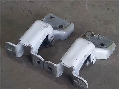 Renault TRAFIC Opel VIVARO 01- Bal első ajtó ajtózsanér zsanér 8386