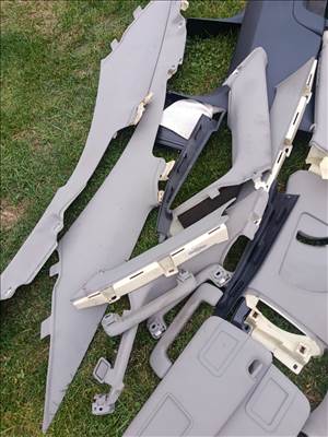 Audi A8 (D3 - 4E) 3.0 TDI quattro Oszlop kárpit 