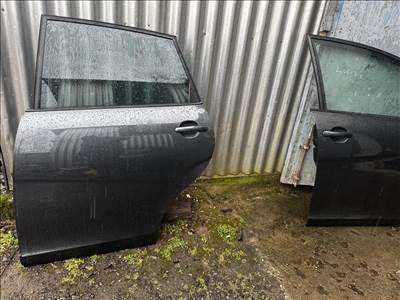 Seat Altea XL 1.9PDTDI bal hátsó ajtó 