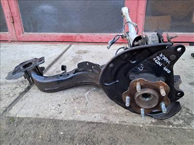 Nissan X-Trail (T32) 1.6 DCI 4WD Bal hátsó csonkállvány, lengőkar